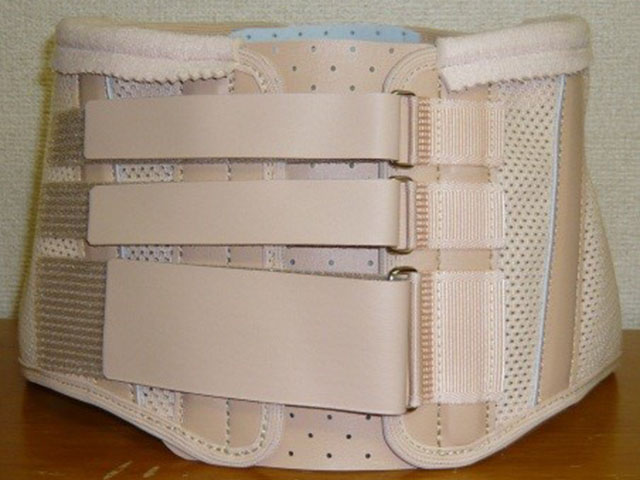 胸腰椎装具 | 株式会社アルフィット