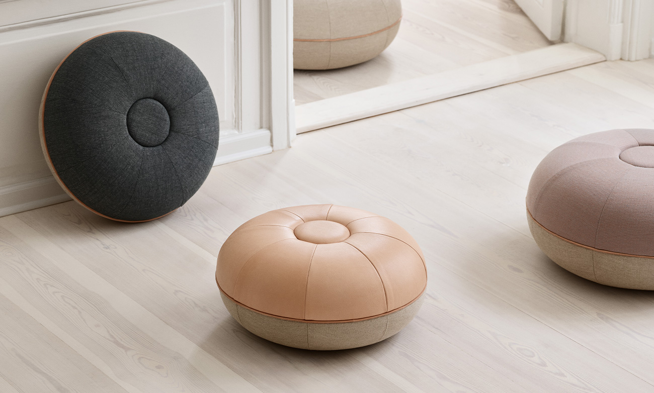 FRITZ HANSEN フリッツ・ハンセン POUF プフ サイズ：ラージ・スモール