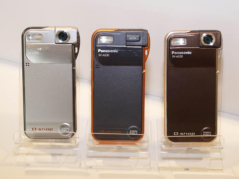 松下、324万画素/MPEG-4記録に対応した薄型「D-Snap」