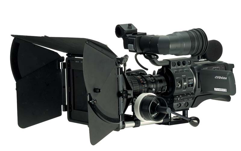 ビクター、720p記録対応の業務用HDVビデオカメラ