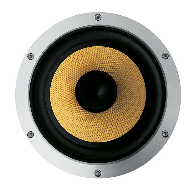 マランツ、ペア12万円のB&W製小型スピーカー