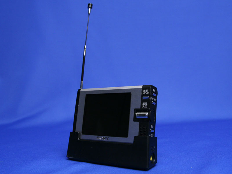 新製品レビュー】“ケータイ以外”の選択肢となる!? ワンセグ+ラジオ