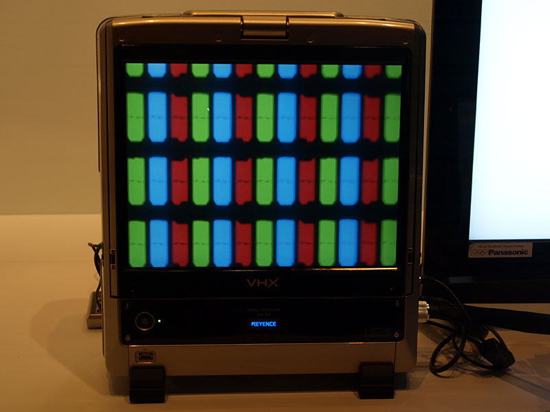 松下、32/37型フルHD倍速液晶「VIERA LZ85」