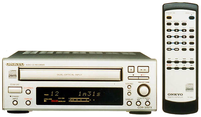 オンキヨー、幅205mmのミニコンポ「INTEC205」をモデルチェンジ