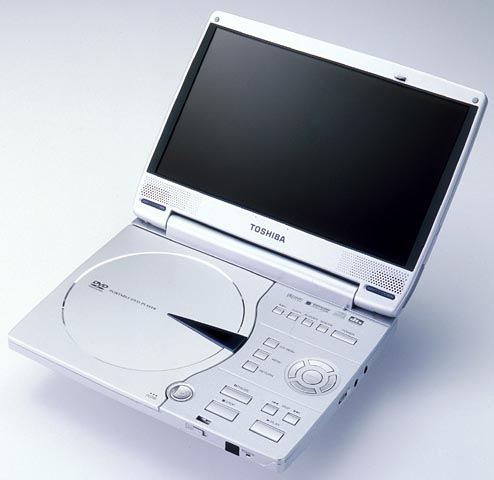 東芝、プログレッシブ出力が可能なポータブルDVDプレーヤー