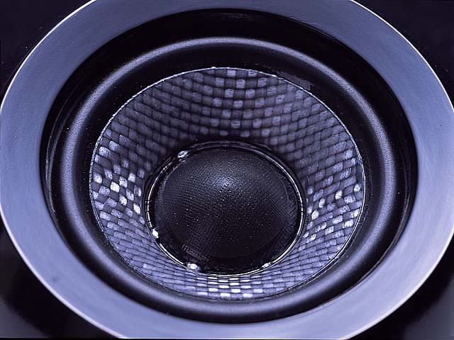 富士通テン、車載用のタイムドメインスピーカー2機種を発売