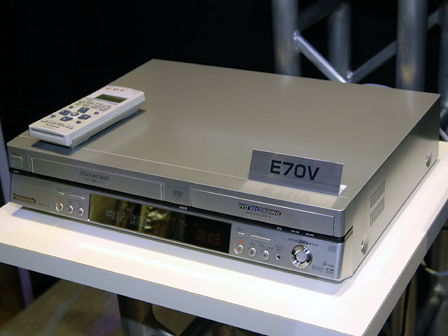 松下、VHS－DVDでダビングできるVHS一体型DVDレコーダ