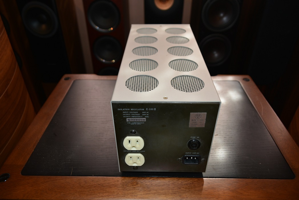 中古品 クリーン電源 アイソレーションレギュレーター CSE E-100II