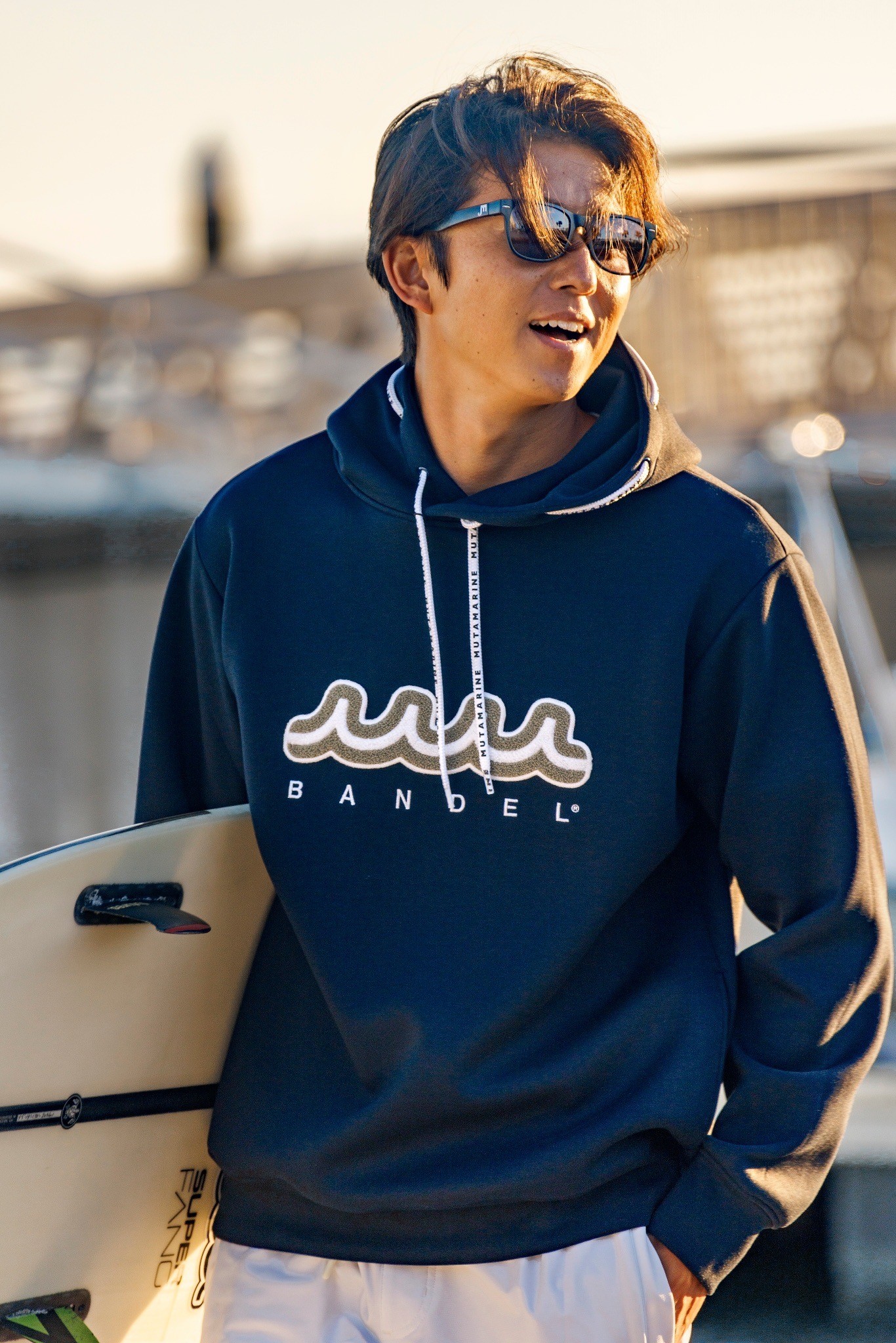 24BANDEL×muta MARINEコラボアイテムが登場。