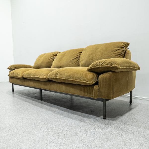 TRUCK FURNITURE / FK SOFA 3-SEATER – Back to the Furniture