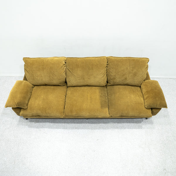 TRUCK FURNITURE / FK SOFA 3-SEATER – Back to the Furniture