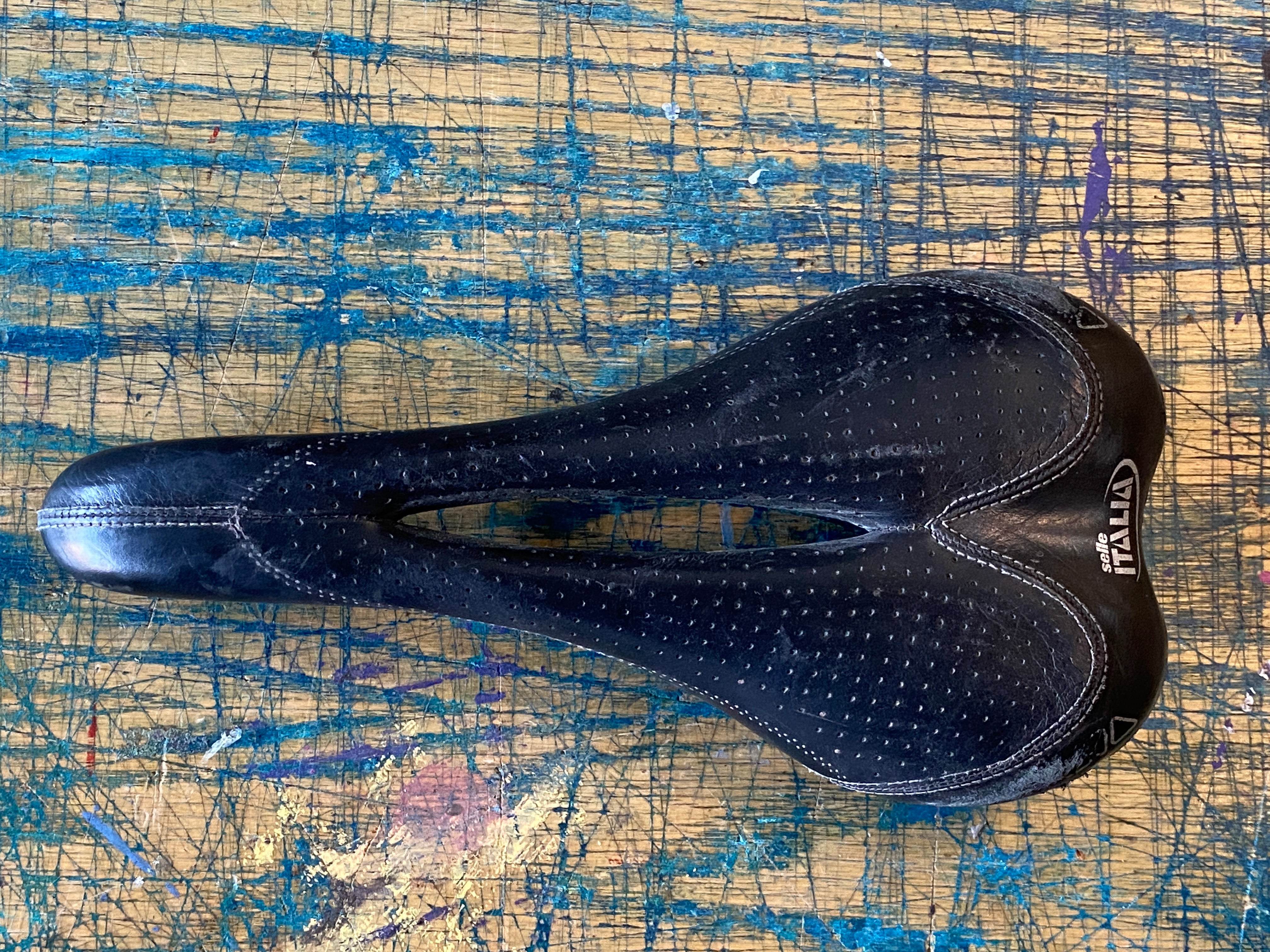 Selle Italia SLR Carbon Leather Saddle Titanium Rails