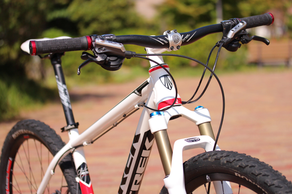 TREK （トレック） SUPERFLY AL ELITE （スーパーフライ） 29er ハード