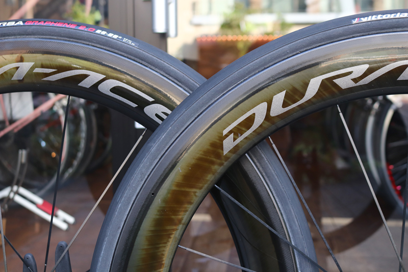 黄金色の黒輪 シマノ Shimano デュラエース Dura-Ace WH-R9100-C60-TU