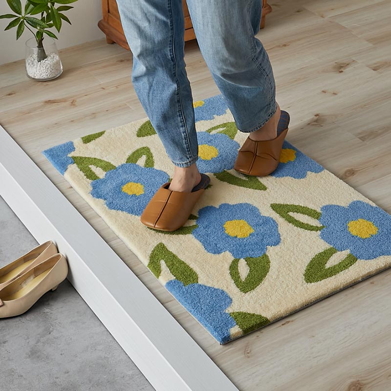 シビラデザインがおしゃれ！ふかふかな踏み心地の玄関マット『Caladas