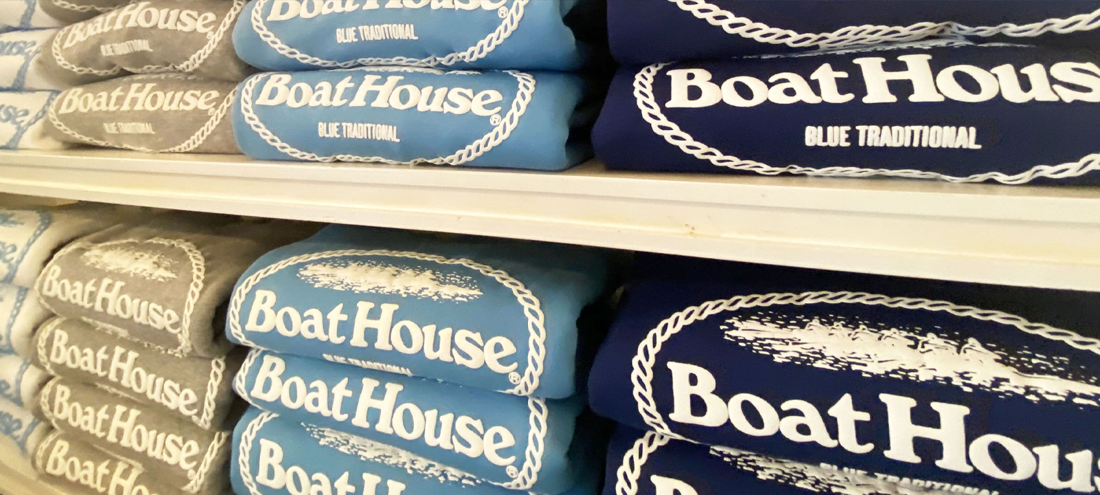 HOME - BOAT HOUSE by JOYMARK DESIGN