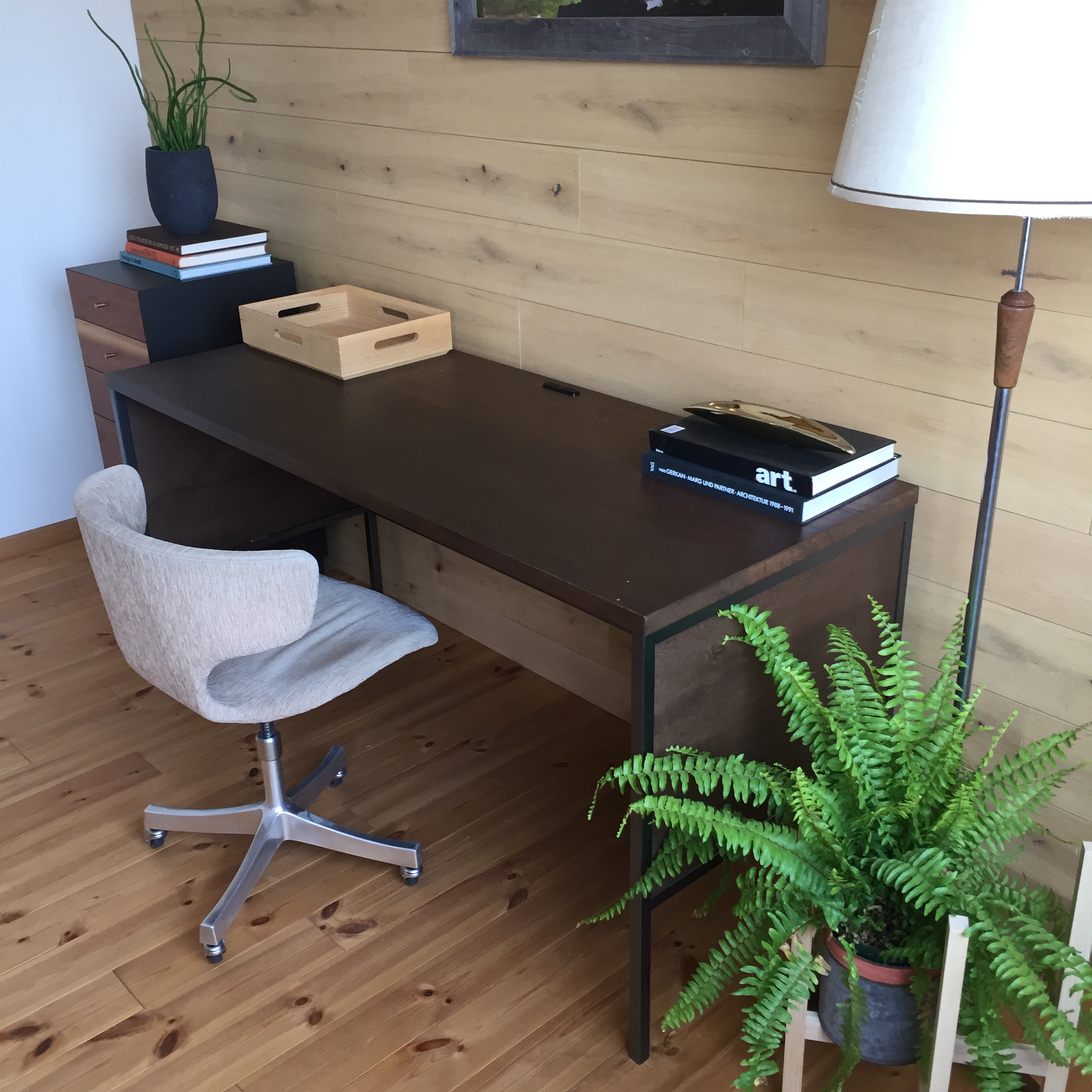 天板が自由に選べる！アイアンフレームのワークデスク | Both（ボウス）