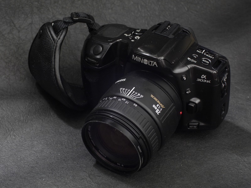 Minolta α-303si - プラカメだって生きている。ような気がする。