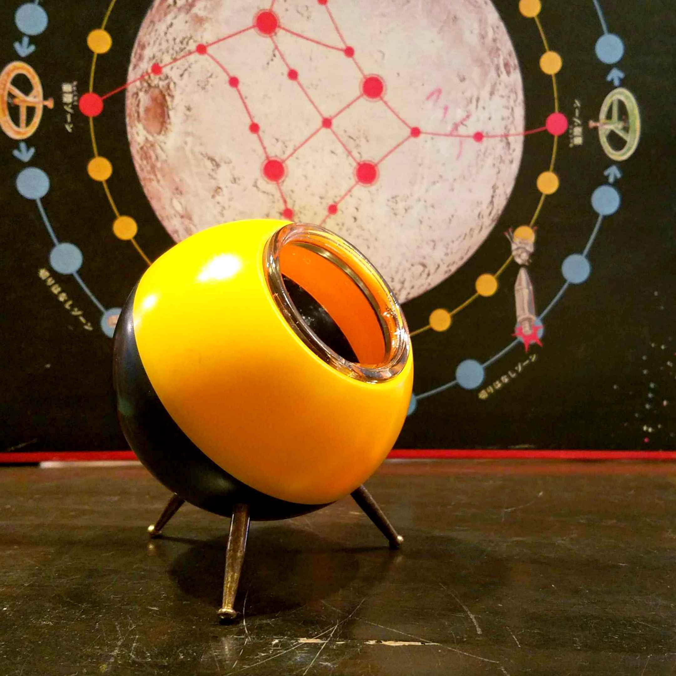 スペースエイジな球体アシュトレイ（灰皿） - [Sold Out]過去の販売商品