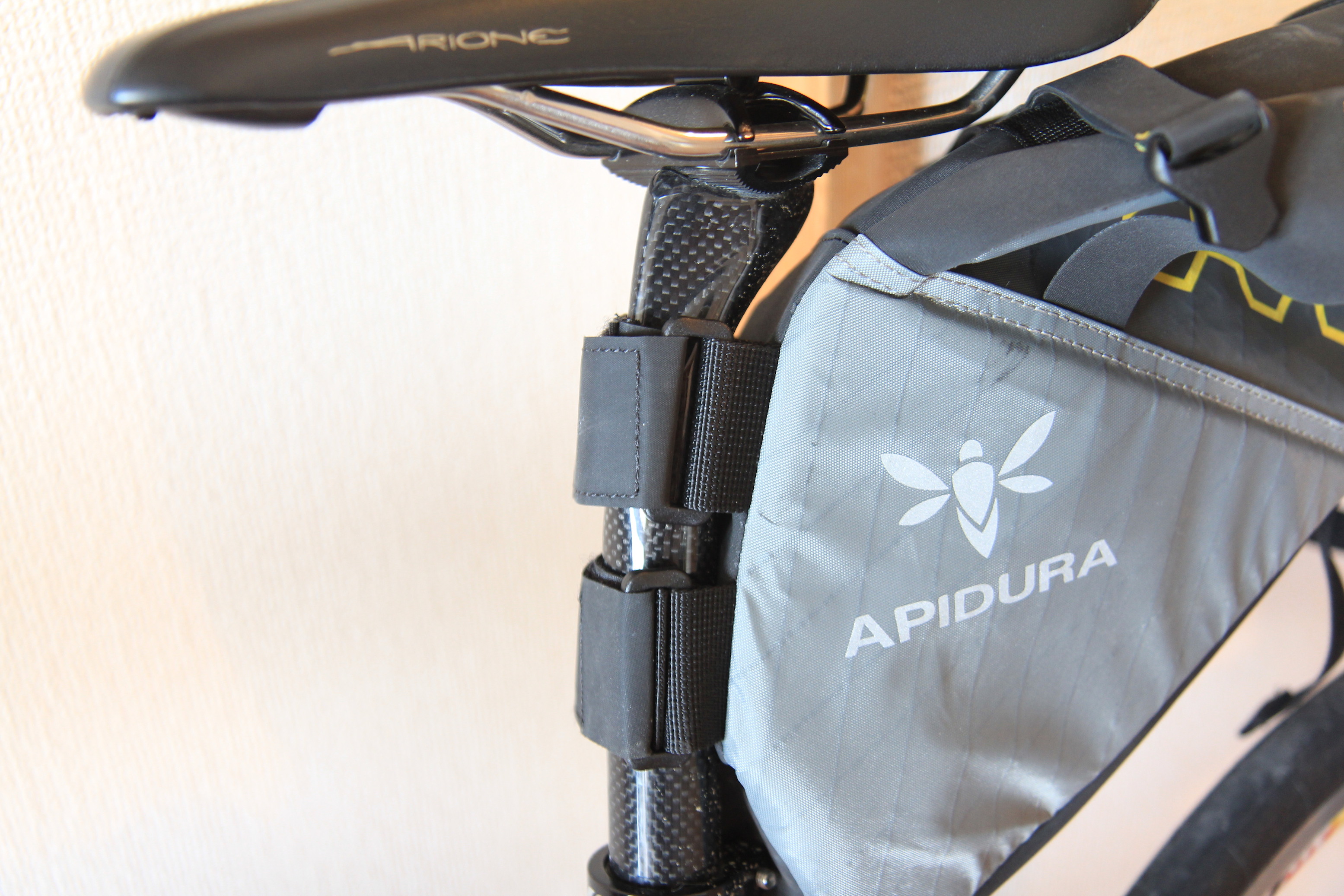 サドルバッグ】apidura アピデュラ使ってみての感想 【バイク