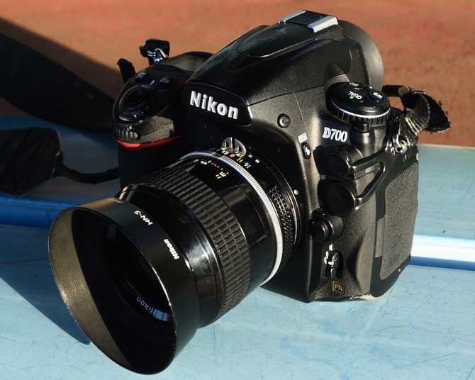 レンズの話題 52本目 【New NIKKOR 35mm F1.4】 - コバルトブルーの灯台