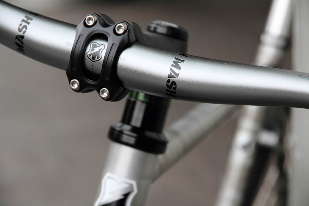 MASH SF - BLUE LUG BLOG | 自転車店 ブルーラグ スタッフブログ