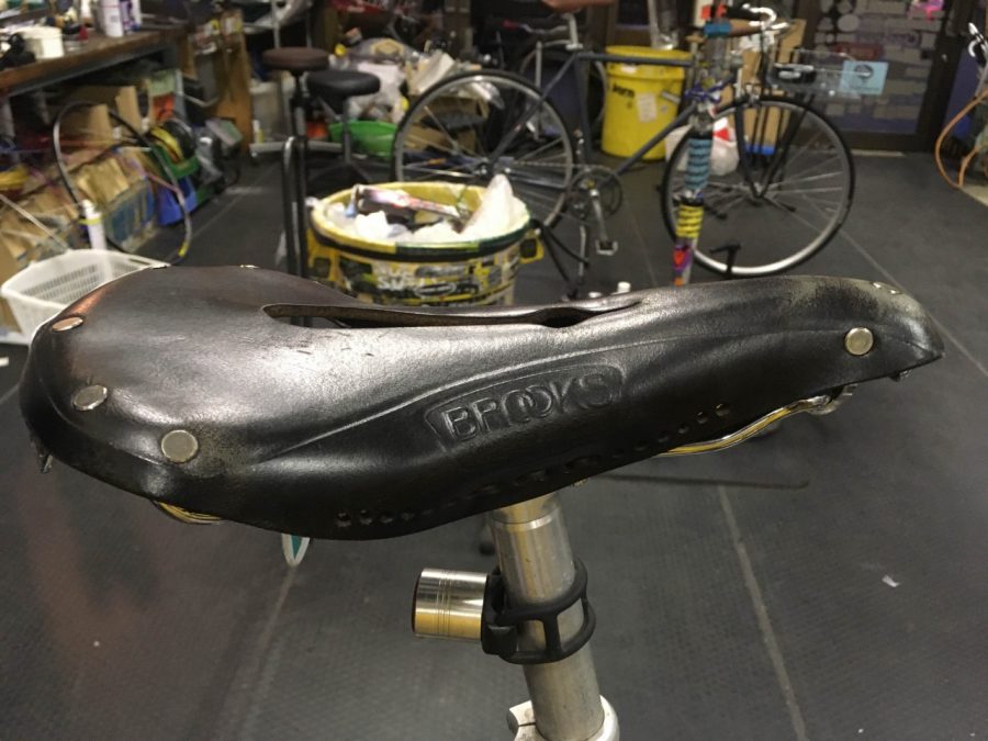 各オープンレザーサドルまとめ - BLUE LUG STAFF REVIEW | 自転車店