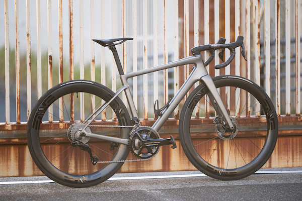 FEATURE / 特集 2023 - BLUE LUG ONLINE STORE