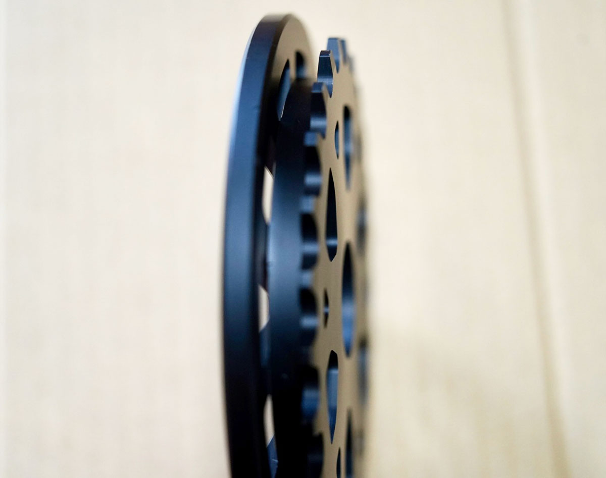 FIEND OMICRON SPROCKET 25T W/GURAD / ブラック – BMXショップ