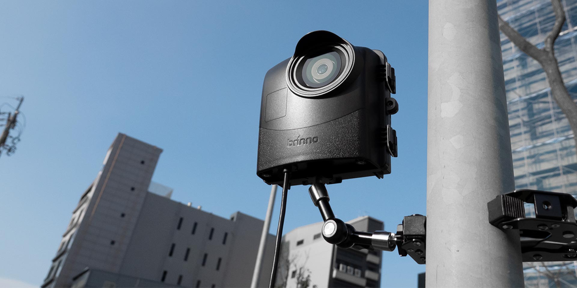 BCC2000Plus 太陽光発電建設タイムラプス カメラ バンドル - Brinno