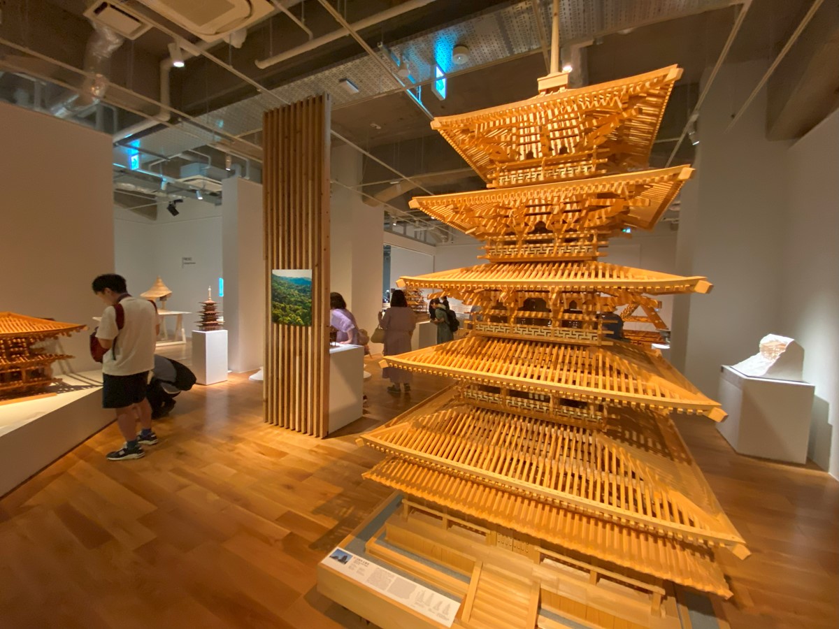 模型で目を引き、解説文で心に刻む「感覚する構造」展＠WHAT MUSEUM