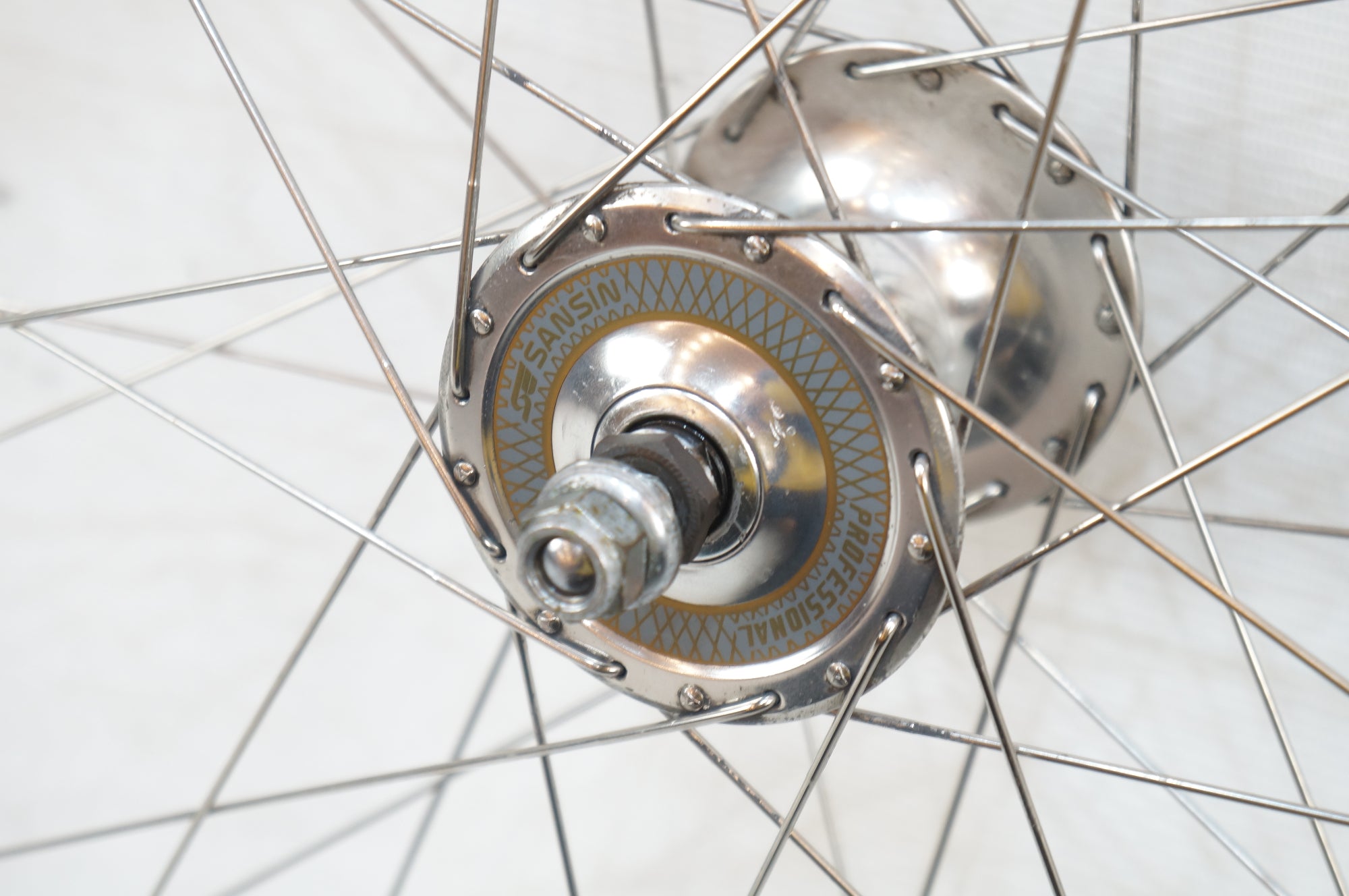 SANSIN 「サンシン」 PROFESSIONAL NJS ピストハブ 36H フロント