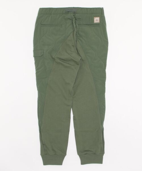 adidas（アディダス）の「ADICROSS キルティングジョガーパンツ