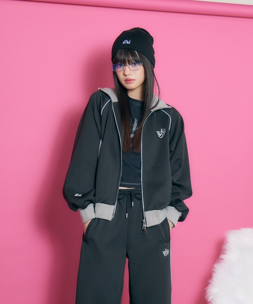 ENVYM（アンビー）の「【wondervisitor×ENVYM】パイピングトラック