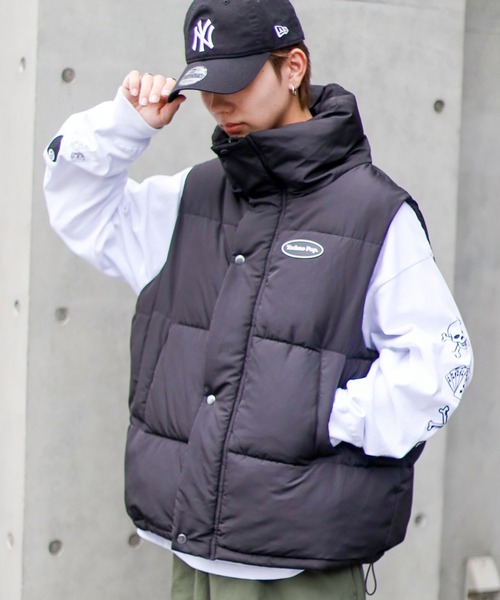 SPINNS（スピンズ）の「【ユニセックスで着用可能】スタンドカラー