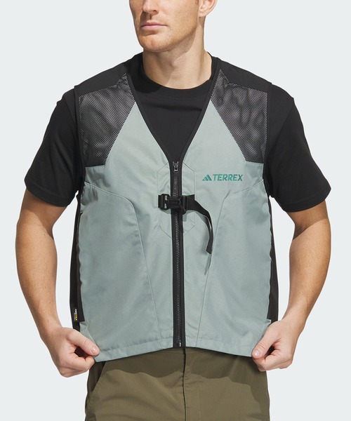 adidas（アディダス）の「Campyx ベスト / アディダス adidas（ベスト