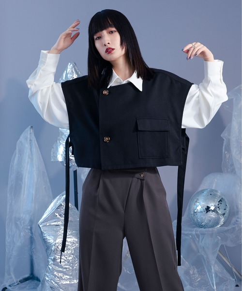 Ellno Loset（エルノロゼット）の「ダブルショートジレ/セット対応