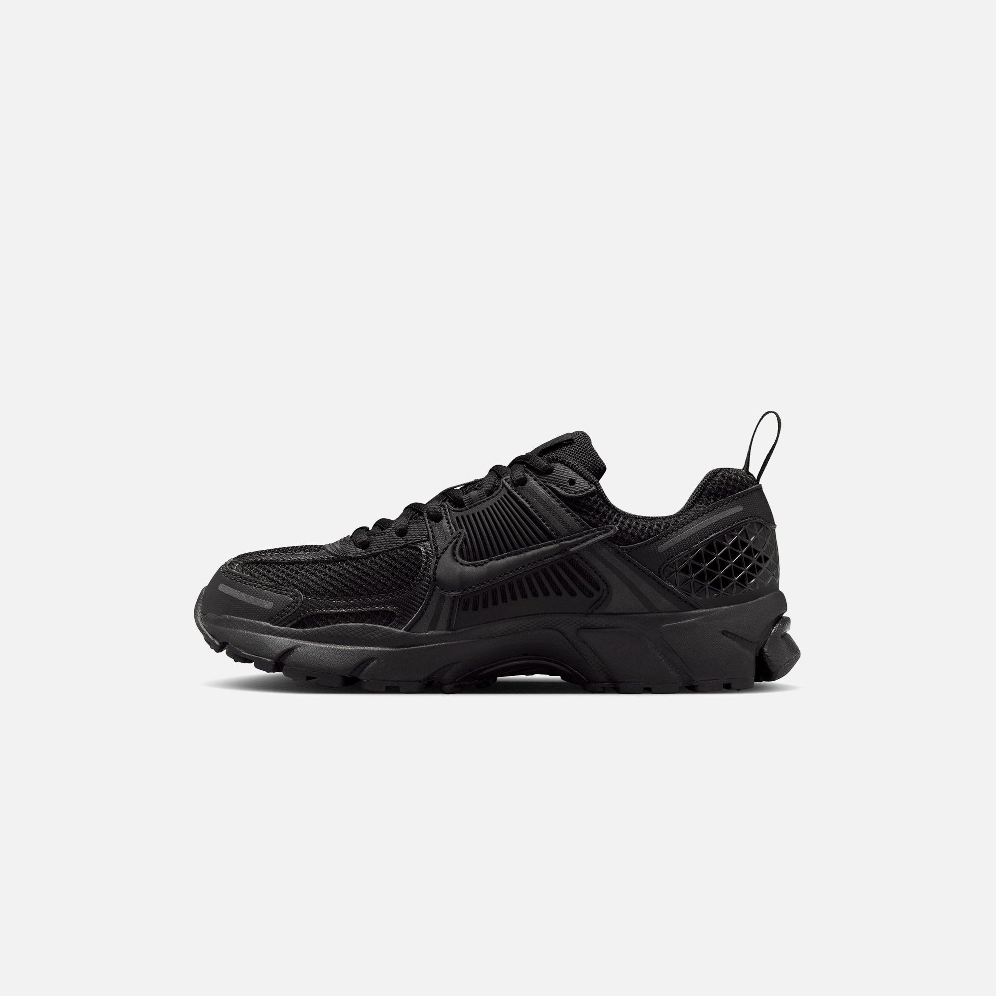Nike GS Zoom Vomero 5 - Black / Black – Kith Canada