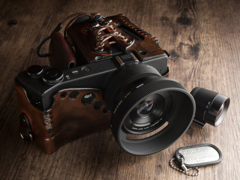 シグマ dp Quattro専用LCDビューファインダー「LVF-01」用ケースが