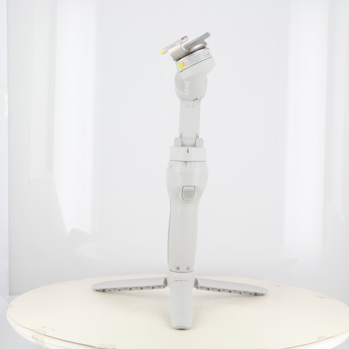 中古】(DJI) DJI OM4 スマートフオンヨウジンバル｜ナニワグループ