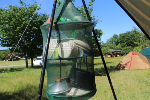 レビュー】キャンプで食器を乾かすなら、コールマンのハンギングドライ