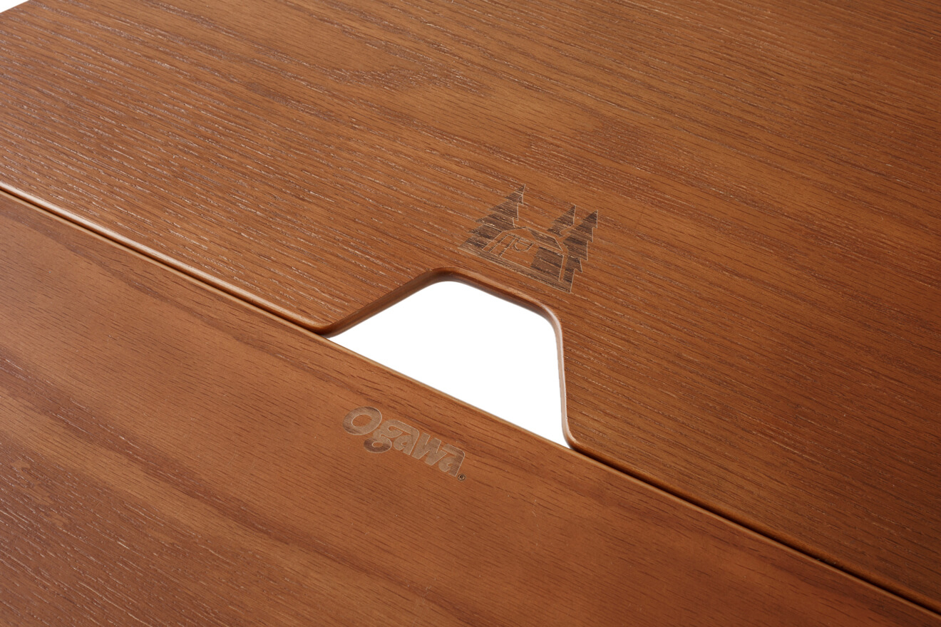 ogawaから変幻自在な六角形型「アーチテーブル」登場 | キャンプレビュー