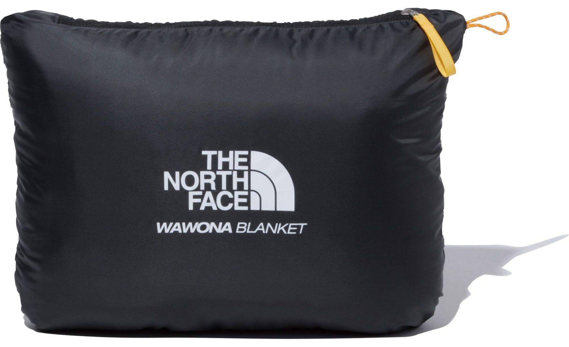 ザ・ノース・フェイスからリバーシブル仕様の「ワオナブランケット