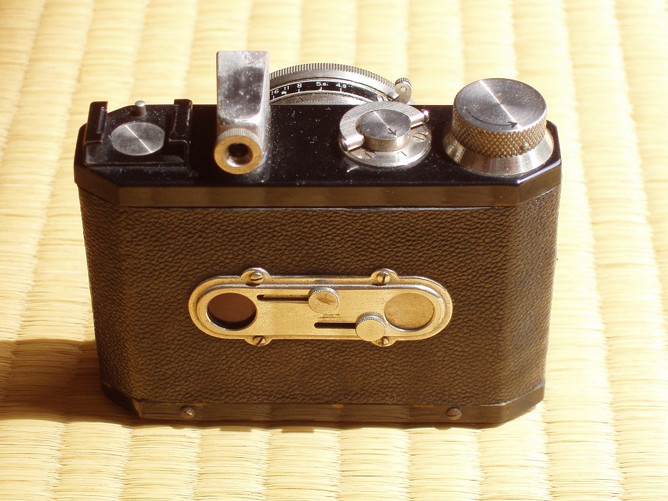 わたしのカメラ三昧 第15回 ベスト半截判沈胴式カメラ GELTO.－III