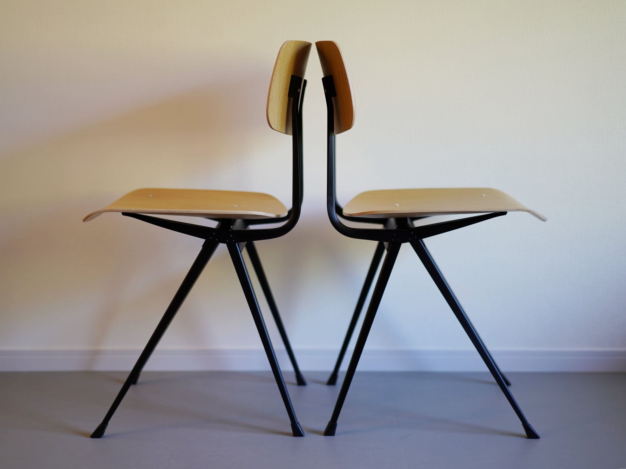 リザルトチェア ヘイ オーク×ブラック フリソ・クラマー ヴィム