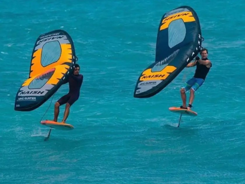 初心者にお薦め】琵琶湖で「ウイングFOIL」＼新感覚のマリンスポーツで