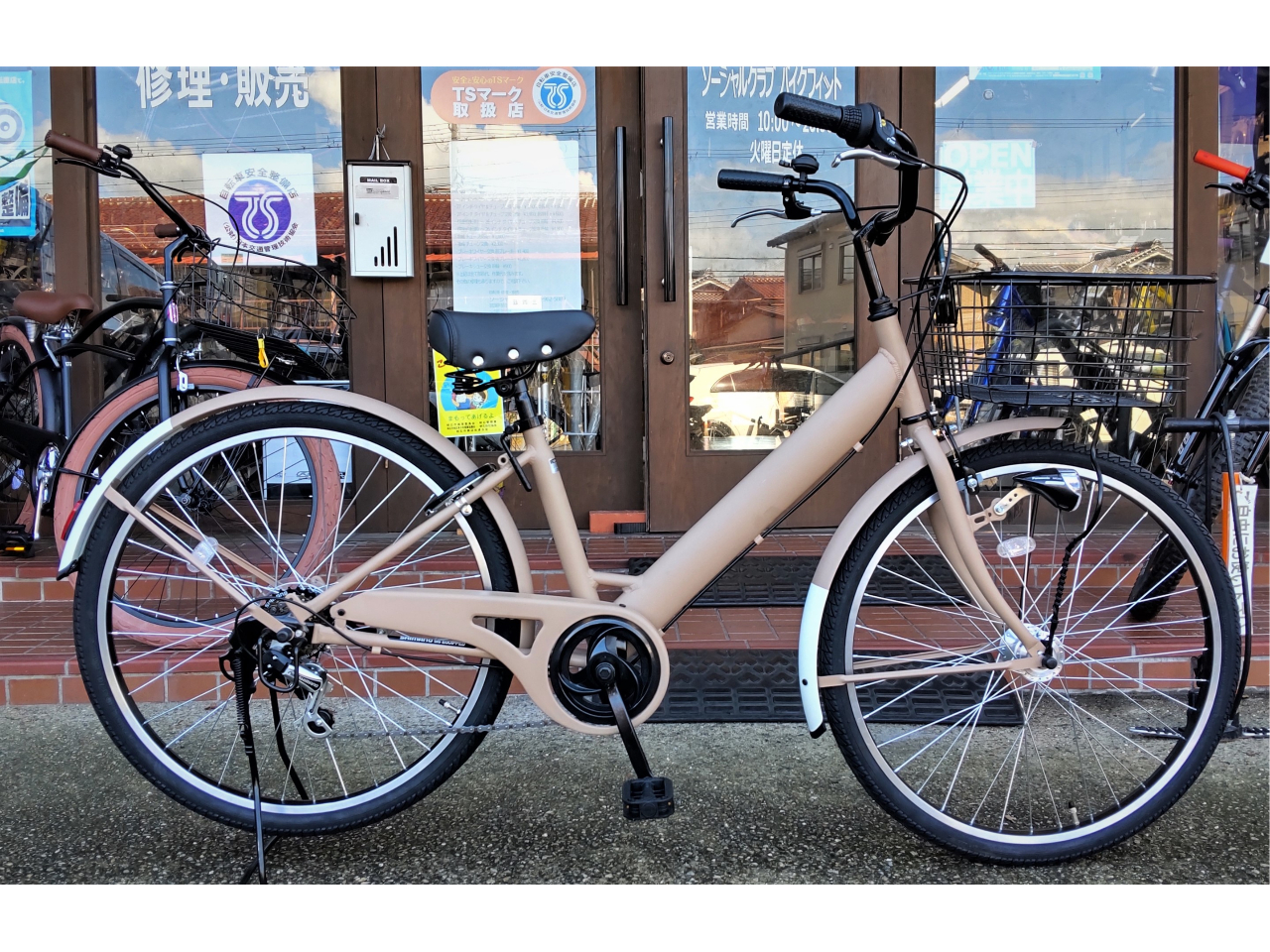 兵庫・明石】ビーチクルーザーで海辺をのんびりサイクリング！1日