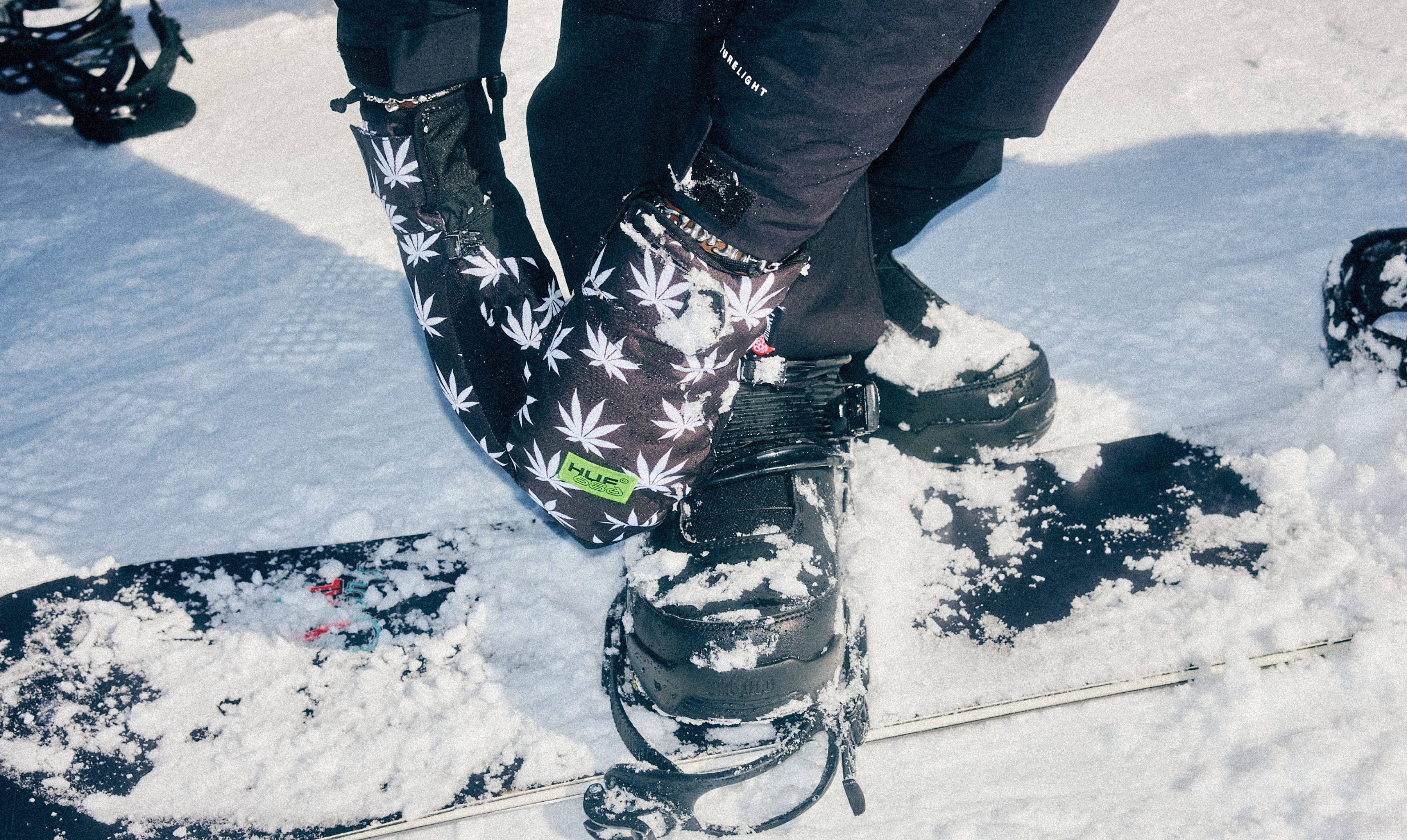 686 Men's Primer Mitt – 686.com