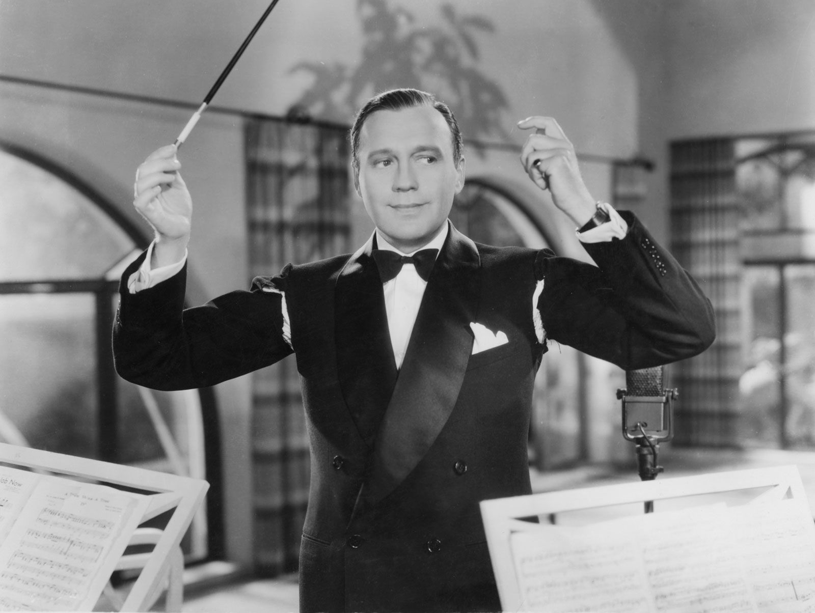 Jack Benny | Biography, Radio Show, & Facts | Britannica