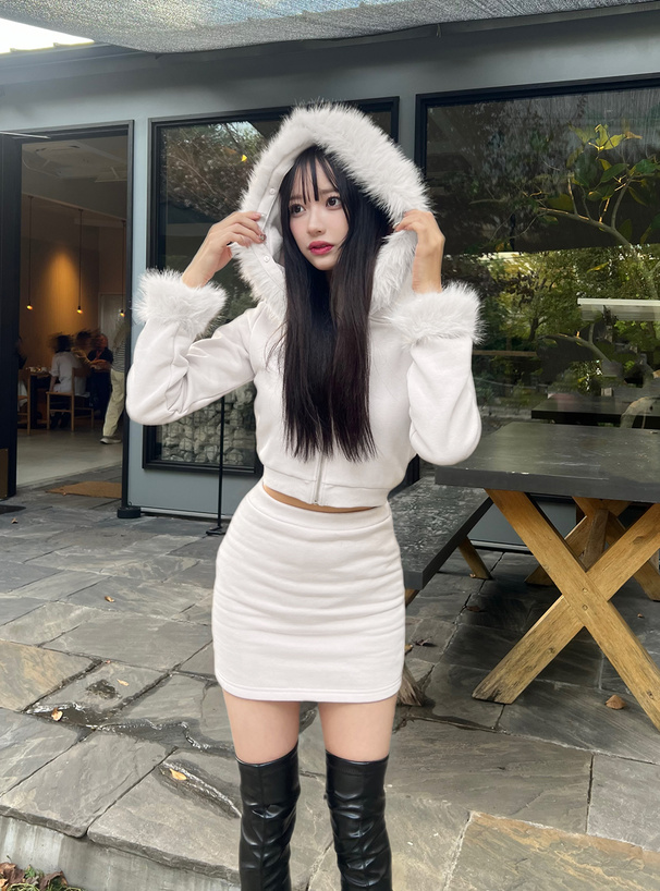 ファー付きパーカー×ミニスカートスウェットセットアップ[pm413